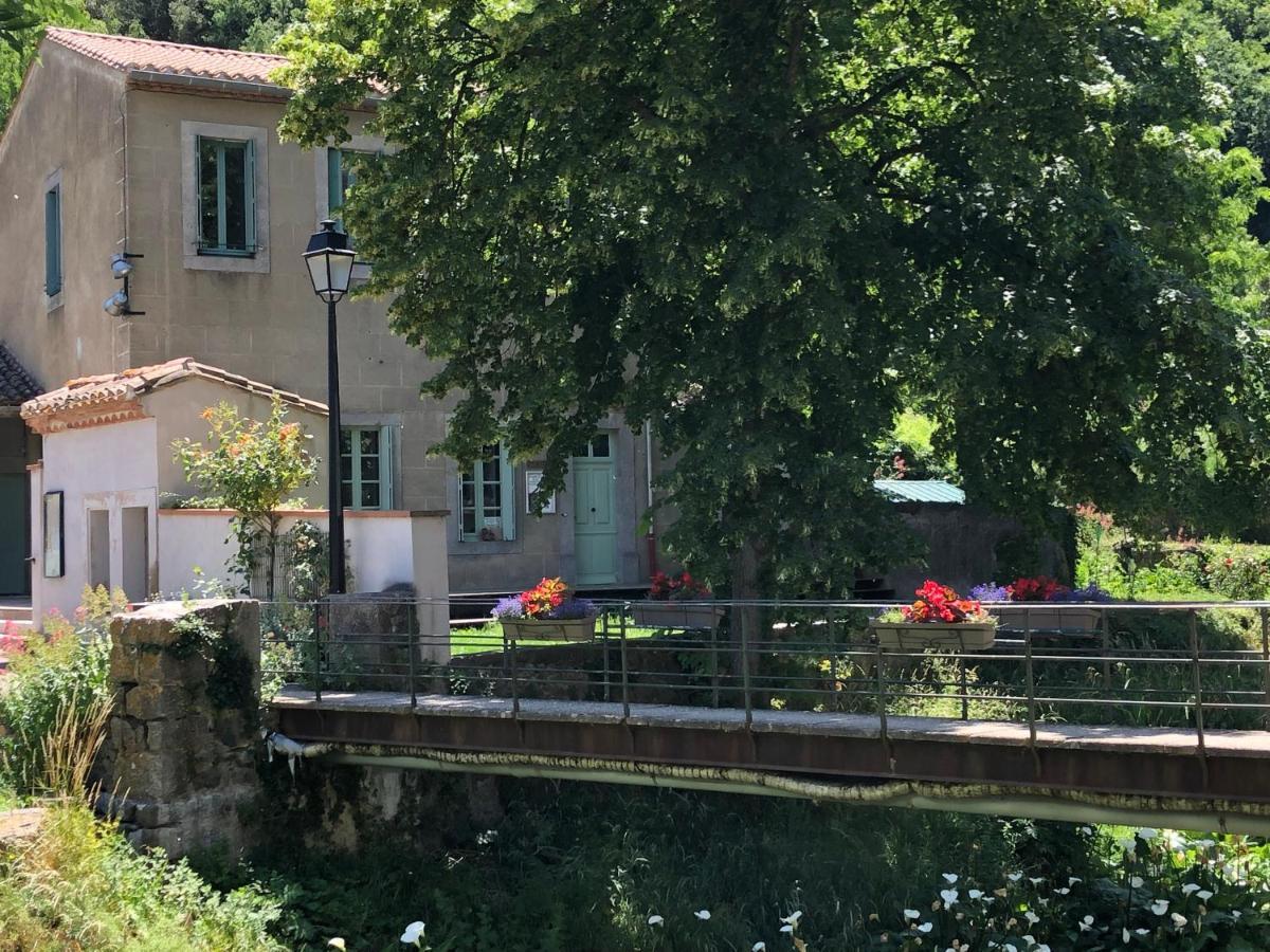 Aux Belles Vacances - Adults Only Caux-et-Sauzens Esterno foto